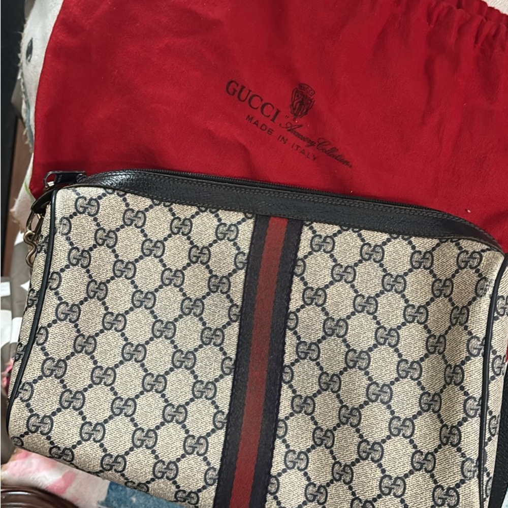 Gucci vintage Black GG Supreme Pouch